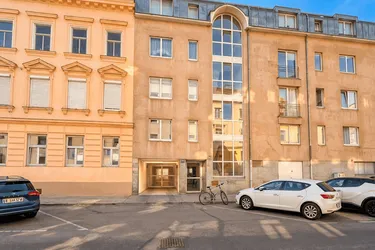 Garagenstellplatz in zentraler Lage bei Wilhelminenstraße – attraktive Brutto-Rendite von 7,65%