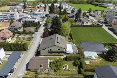 Wo Lebensqualität beginnt - Einfamilienhaus in begehrter &amp; sonniger Lage mit großem Garten!