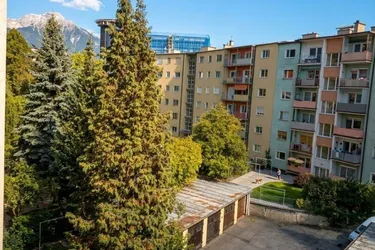 Innrain: 3 Zimmer – Renovierungsobjekt in Top-Lage