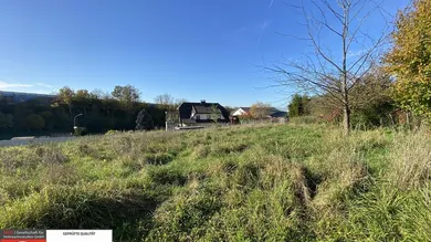 Grundstück