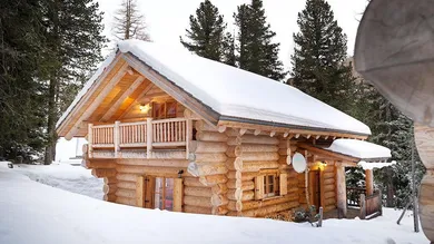 Urgemütliches Blockhaus im Zirbenwald - Winter