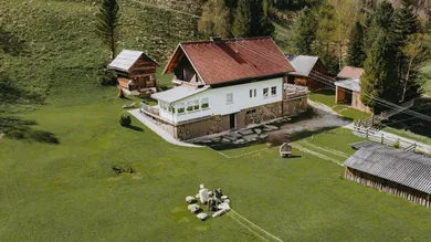 Landhaus mit großzügigem Garten