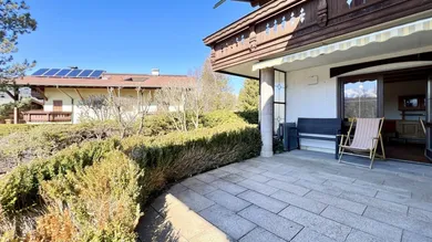Südwestlich ausgerichtete Terrasse