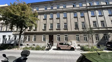 Das Haus - Straßenansicht