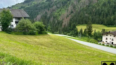 Zwei Grundstücke für Doppelhaus