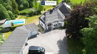 Anwesen mit Pool