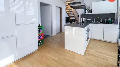 Küche / Eingangsbereich