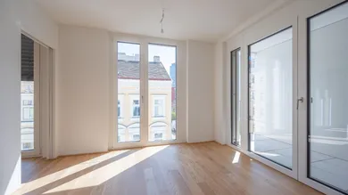 Wohnzimmer mit südeitiger Loggia