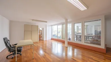 Büro 1