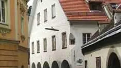 266 Foto Fassade.jpg