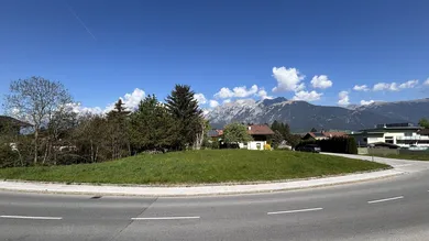 Grundstück Bild 1