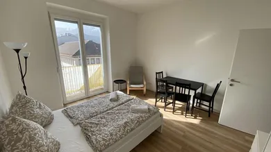 Wohnzimmer/Schlafzimmer 1