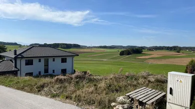 Grundstück Sicht von Zufahrt