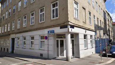 Eingangsbereich 1 / Geschäftslokal