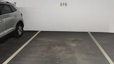 Tiefgaragenstellplatz