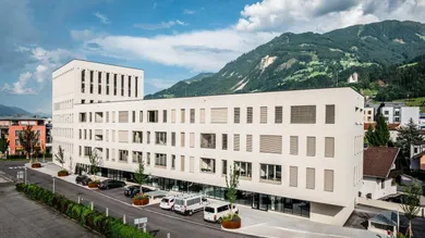 Wohn- und Geschäftsgebäude