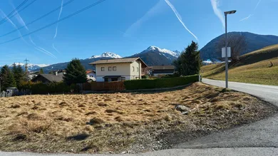 Grundstück