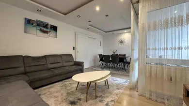 Wohnung - Wohn-/Speisebereich