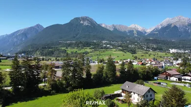 Grundstück