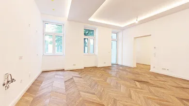 großzügige Wohnküche