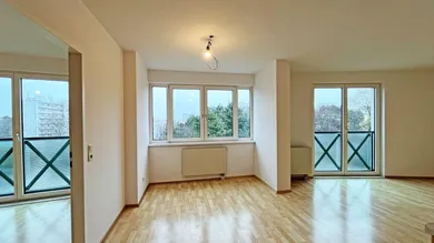 Wohn-Essbereich Richtung Schlafzimmer