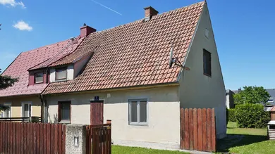 Hausansicht gassenseitig