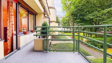 Balkon mit Loggia Richtung Garten