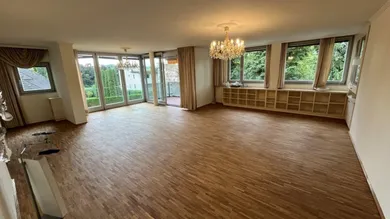 salonartiges Wohnzimmer