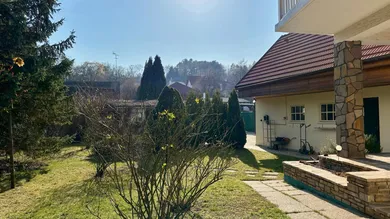 Garten mit Terrasse