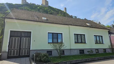Straßenansicht