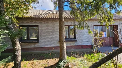 Straßenansicht Haus