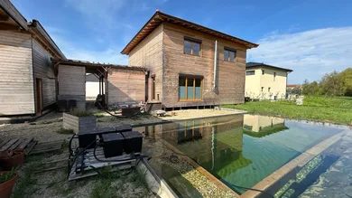 Hinten Pool