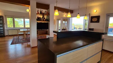 Mehrfamilienhaus
