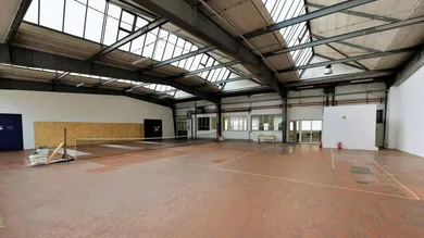 Halle