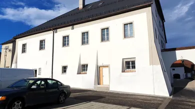 Außenansicht Linzer Str 15 4073 (2)