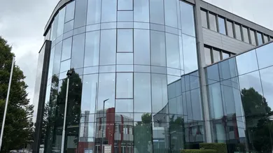 Trendiges Bürogebäude