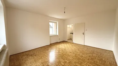 Wohn-/Schlafzimmer