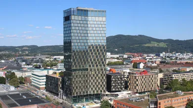 Quadrill_Tower_West