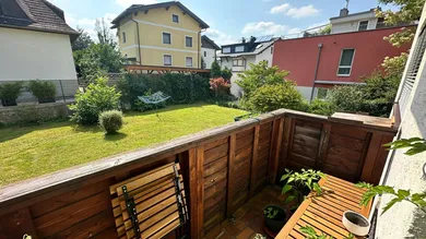 Balkon mit Blick auf Allgemeingarten