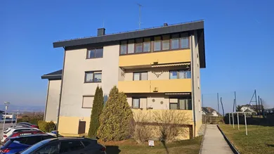 Wohnhausanlage-Aussenansicht