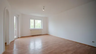 Wohnzimmer mit Loggia