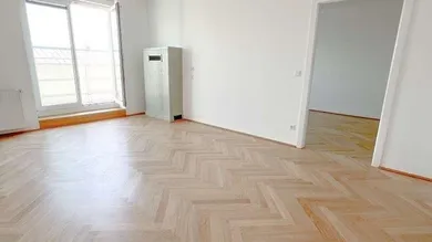 Wohnzimmer mit Terrasse