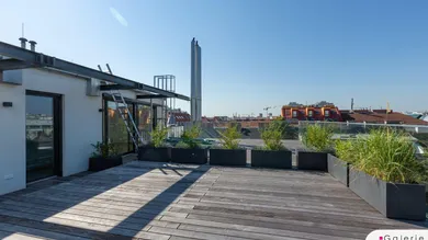 Westseitige Terrasse