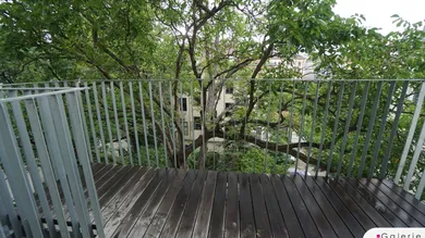 Westseitiger Balkon