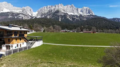 GRUNDSTÜCK AUSBLICK