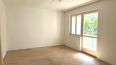 Wohnzimmer mit Balko