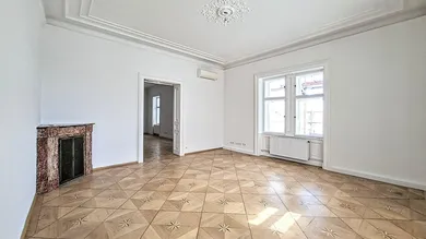 Karminzimmer