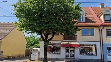 Strassenseite