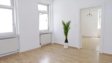 Wohnzimmer mit BLick in das
