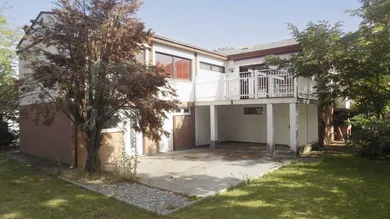 Hausansicht vom Garten